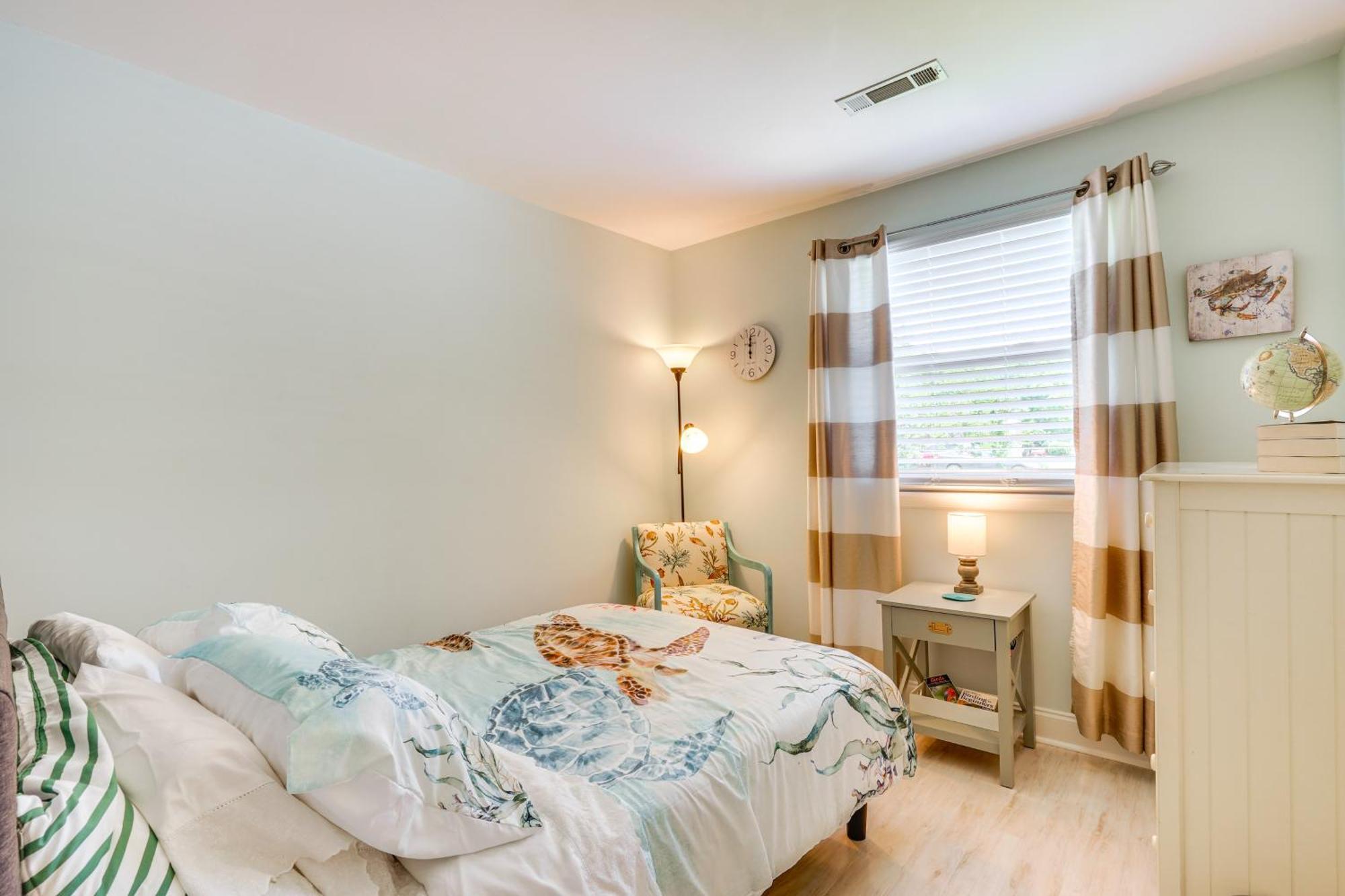 Cozy Goose Creek Escape With Patio And Grill Villa Buitenkant foto