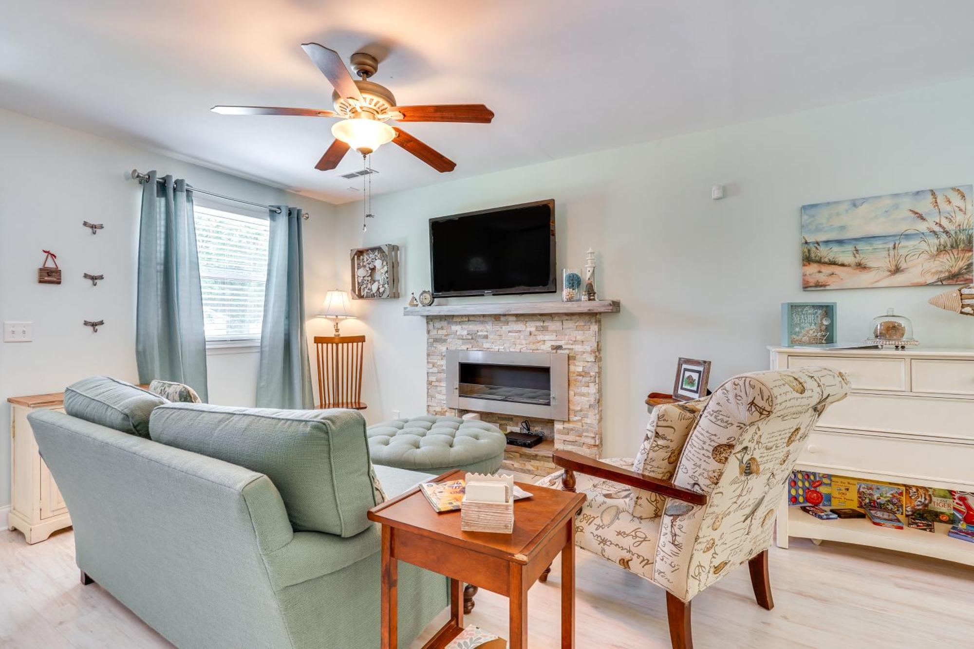 Cozy Goose Creek Escape With Patio And Grill Villa Buitenkant foto